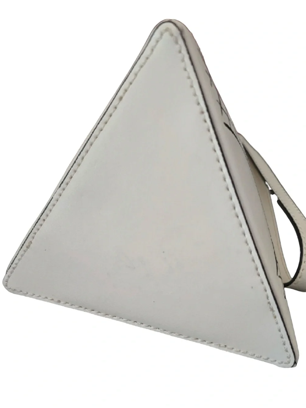 KATE SPADE MERRION SQUARE TRIANGLE EIFFEL TOWER WRISTLET IN CEMENT COLORWAY - Picture 8 of 8